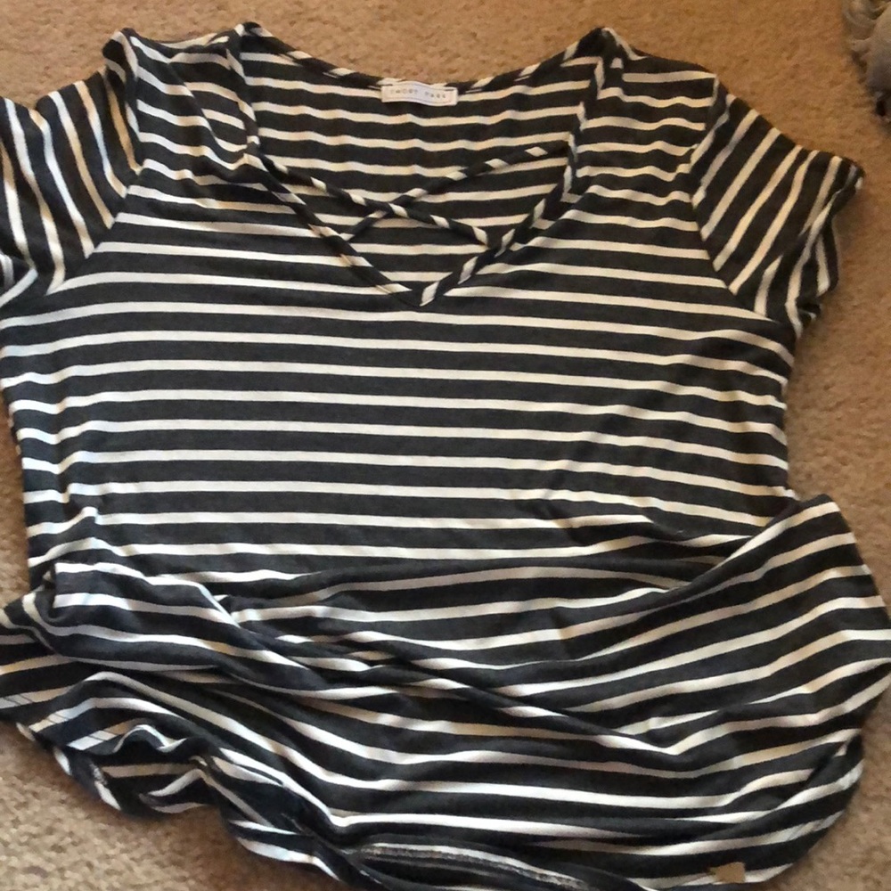 Short sleeve top